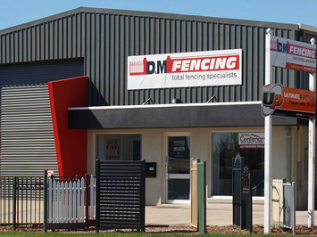 About D & M Fencing